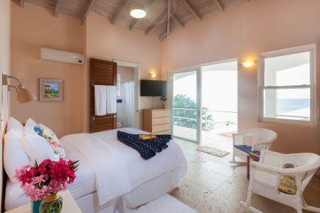 Villa_bedrooms
